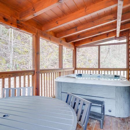 Pigeon Forge Vacation Rental With Private Hot Tub! エクステリア 写真